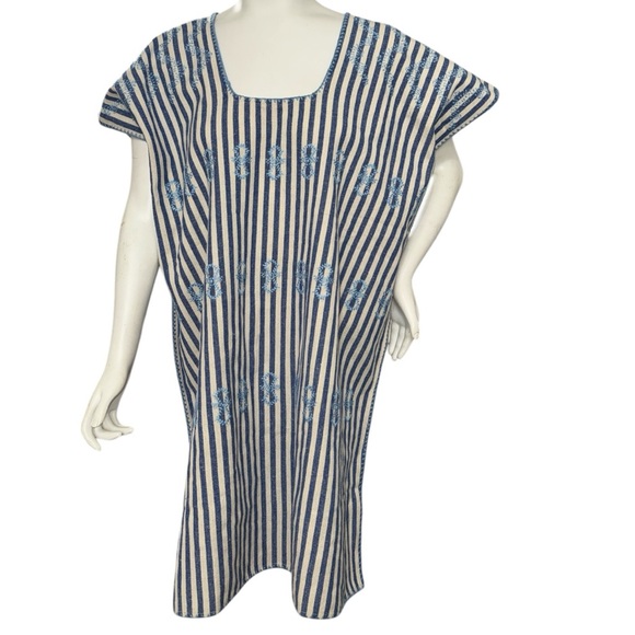 Tuckernuck Blue Stripe Mini Sullivan Embroidered Canvas Caftan Cover Up Size M - Picture 2 of 8